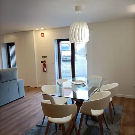Al Fonte De S Tiago Holiday home *